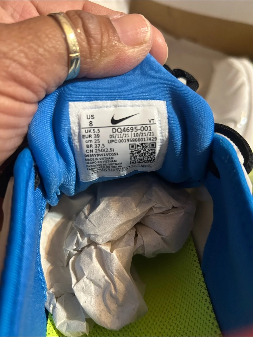 Nike White Black Blue Neon Yellow Accent Running Sneakers
